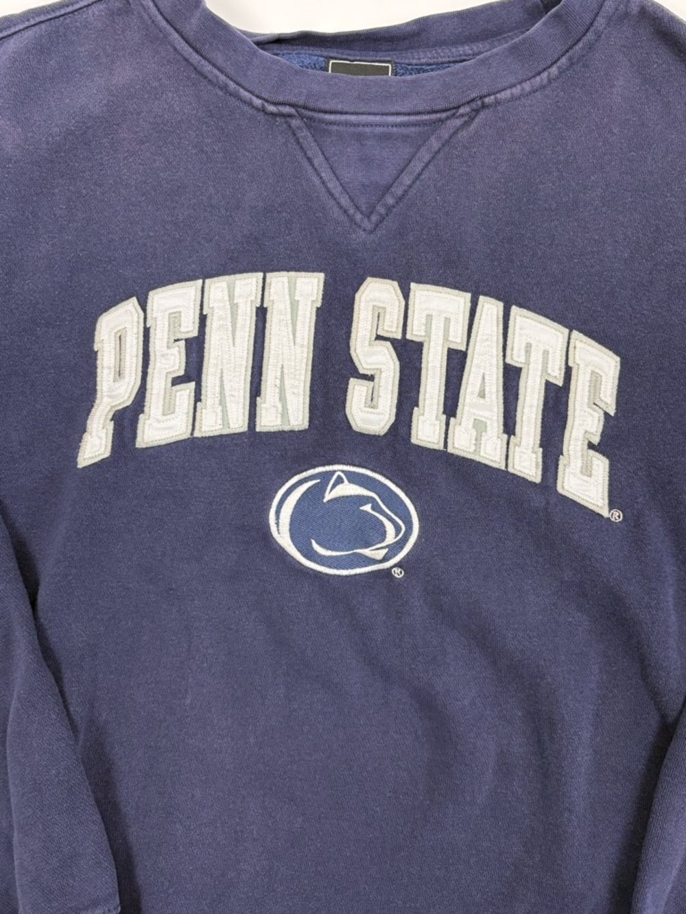 Penn State Navy Blue Crewneck Sweatshirt - Collegiate Men's - perfectly worn - Picture 3 of 9